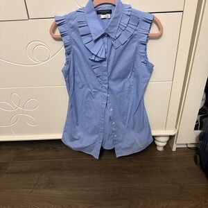 Bundle sell 🎉 buy 4 top, 1 for free!!